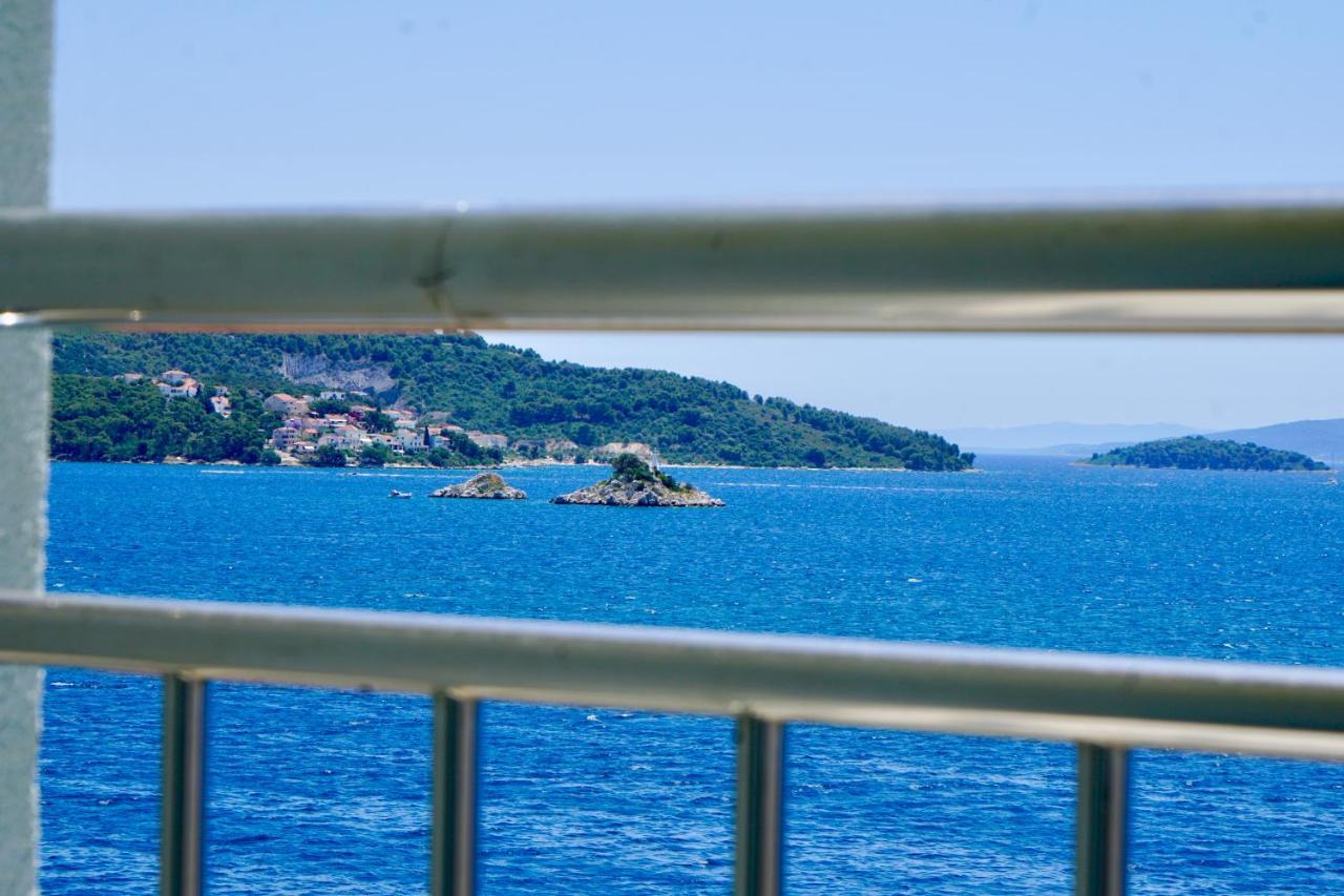 Trogir-Luxury Villa Sapphirus Seget Vranjica Exterior foto
